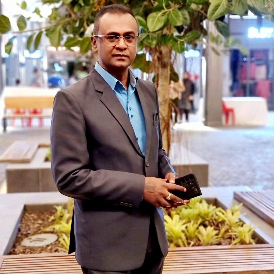 Dr Prakash Luchun